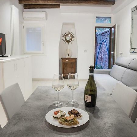 Venetian Mood Private Apartment Dış mekan fotoğraf