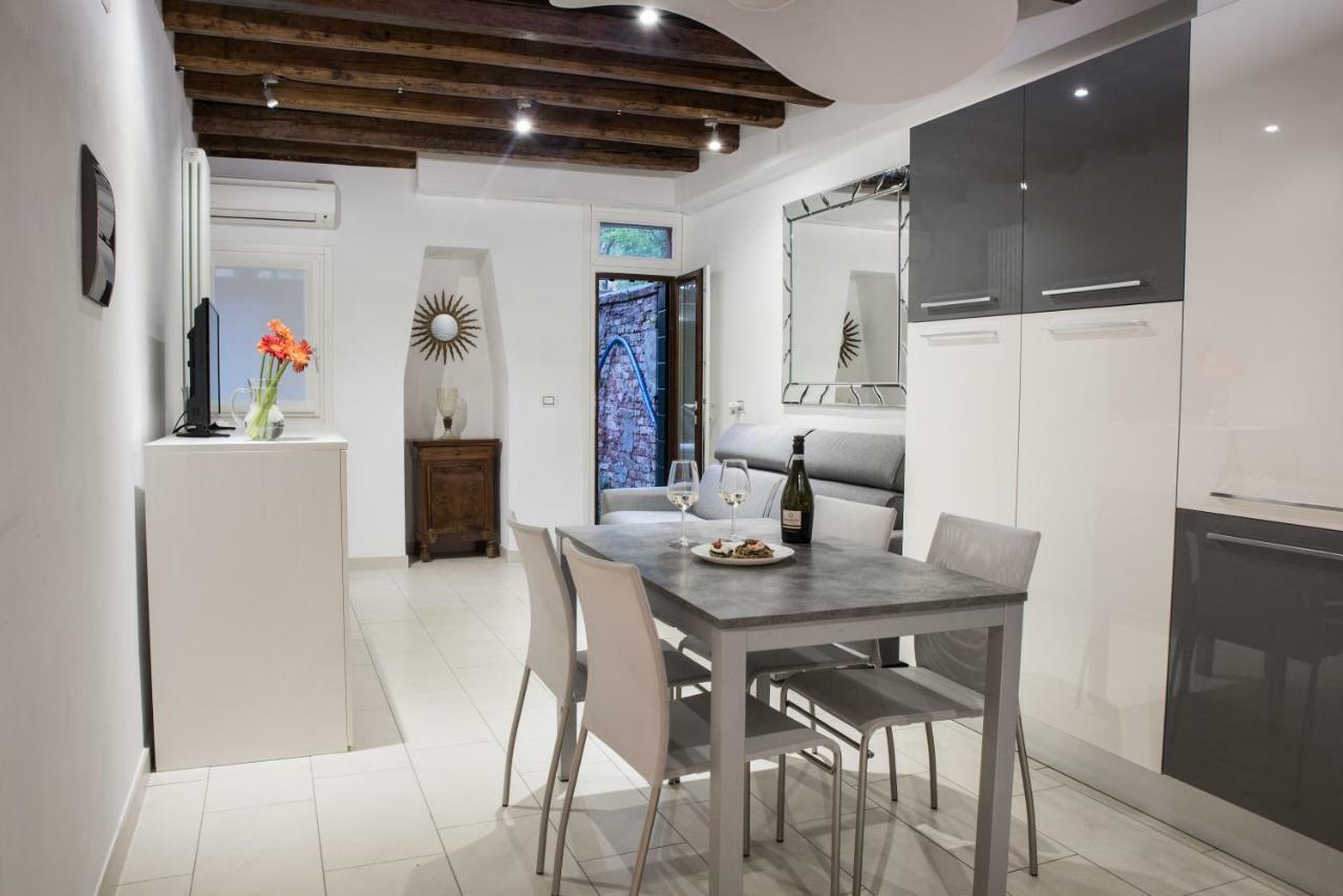 Venetian Mood Private Apartment Dış mekan fotoğraf